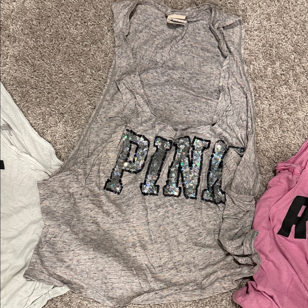 ✨ Victoria’s Secret PINK Racerback Tank Bundle (3) – Graphic Tanks ✨ - Picture 4 of 5